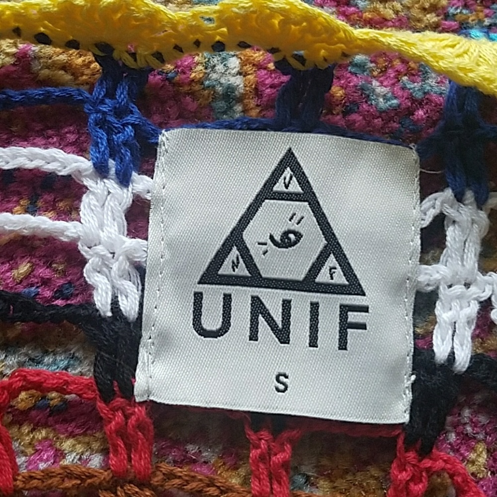 💥HOST PICK💥UNIF CROCHET MANDALA CROP TOP - Picture 2 of 3